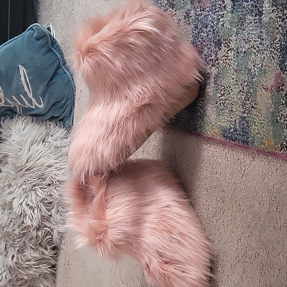 SOLD! Jeffrey Campbell Yeti Boots - Picture 2 of 4